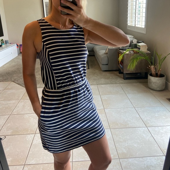 LOFT Dresses & Skirts - Perfect work dress!